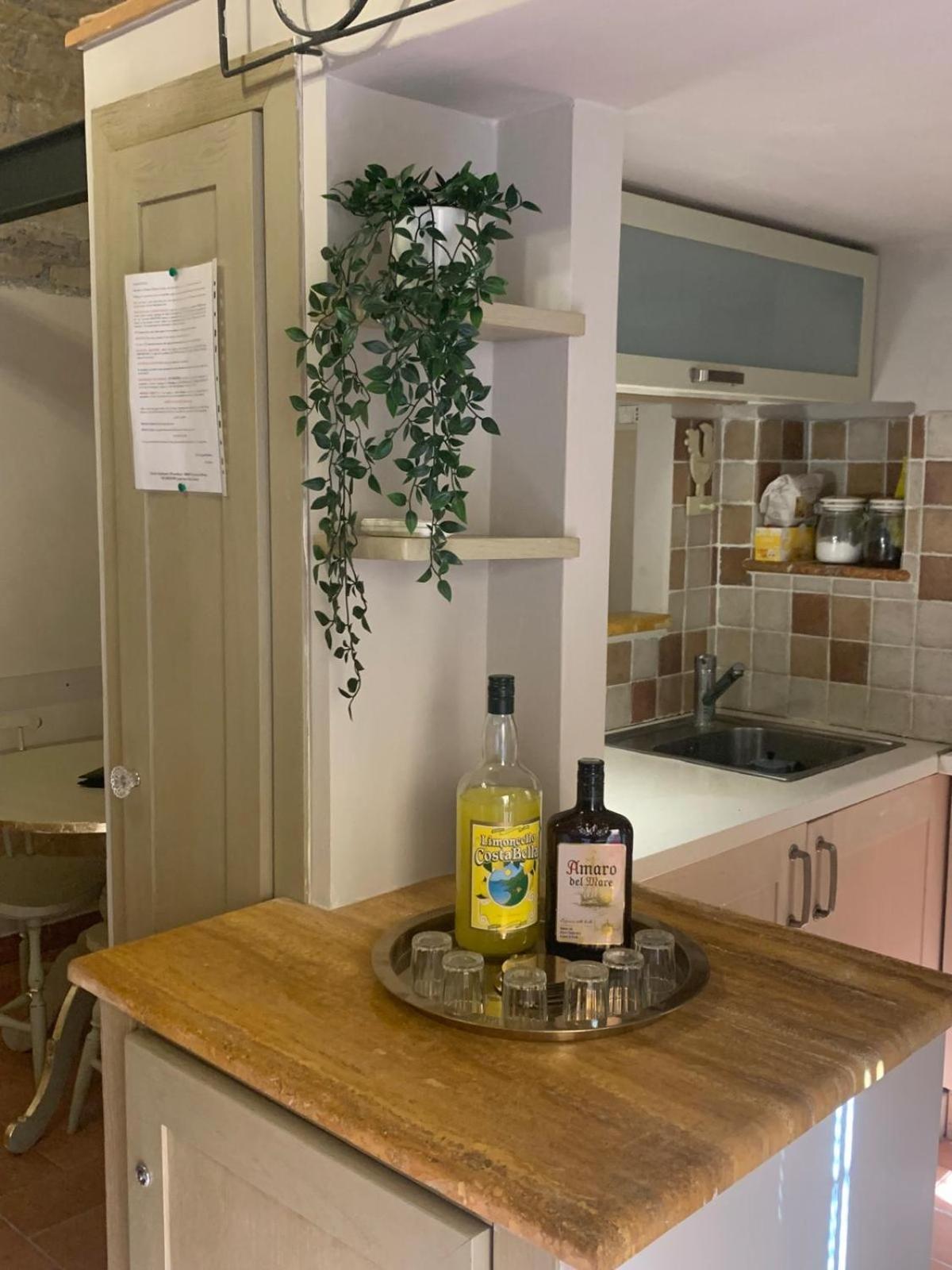 Domus Chiavari House Holiday home *